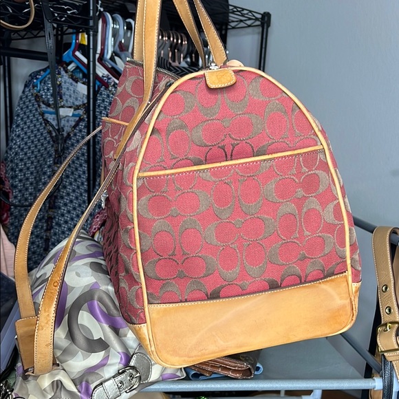 Coach signature Red and Tan Vachetta leather Travel Bag - Picture 4 of 11